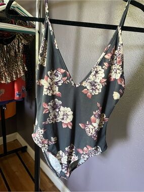 Forever 21 Black Floral V-Neck Bodysuit
